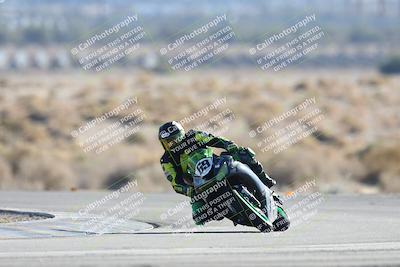 media/Dec-07-2025-CVMA (Sun) [[3e7d2de5dc]]/Race 12- Formula 40 MW and LW/